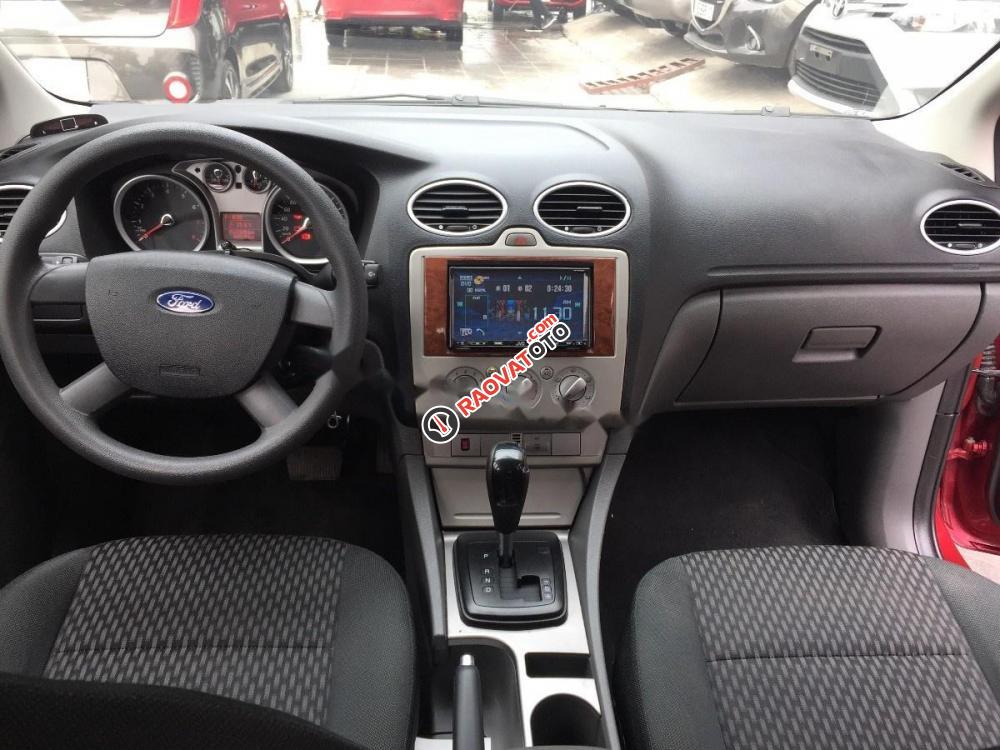 Bán Ford Focus 1.8 đời 2011, màu đỏ, giá tốt-6