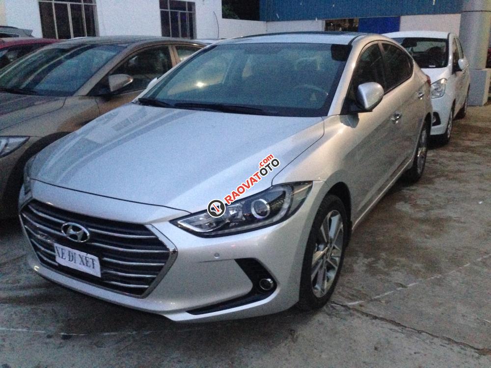 Cần bán xe Hyundai Elantra 2016, màu bạc, 739 triệu 0939.593.770-0