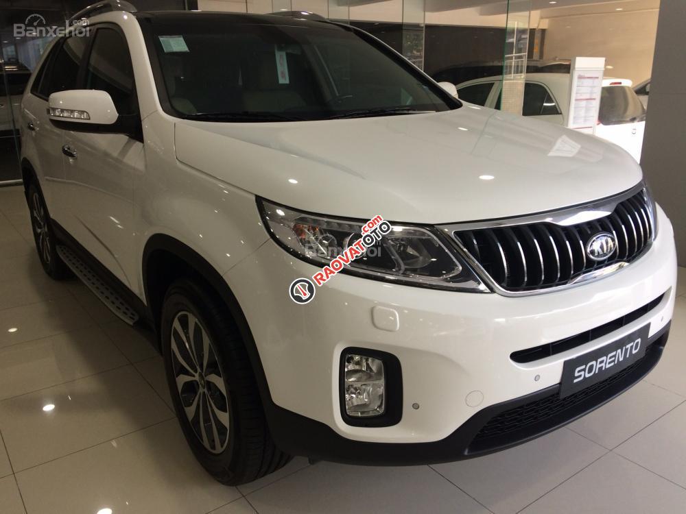 Kia Sorento GAT đời 2018, màu trắng, giá ưu đãi chỉ có tại Nha Trang-9
