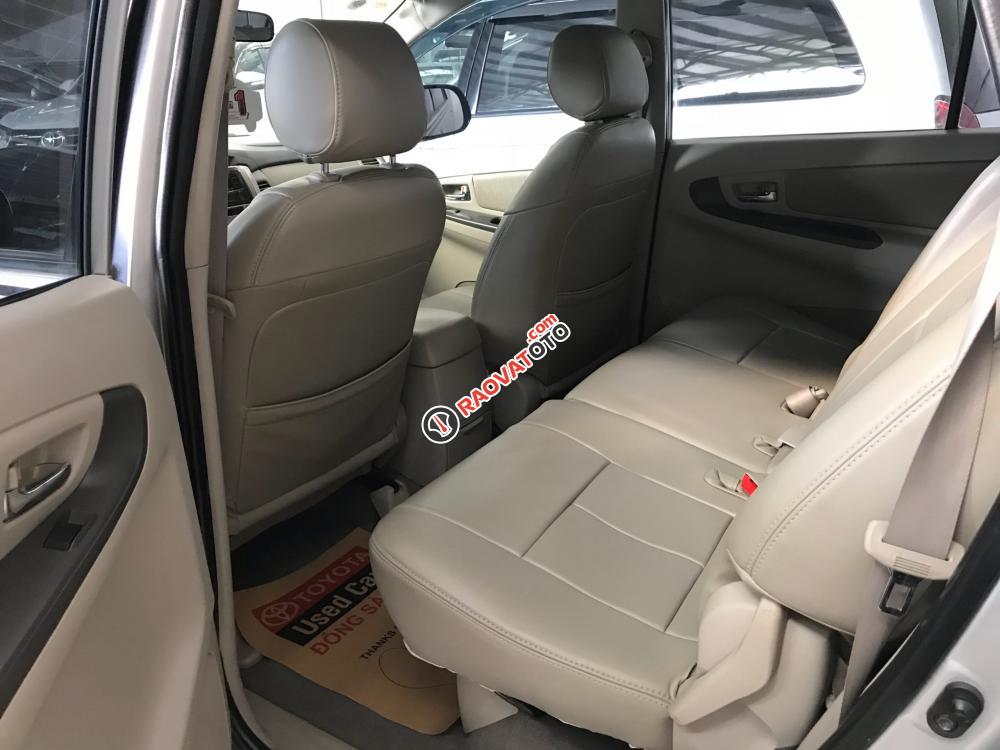 Bán Toyota Innova E đời 2016, màu bạc, giá hấp dẫn-3