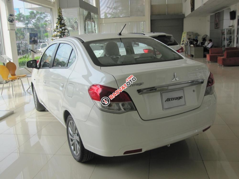 Mitsubishi Attrage nhập khẩu nguyên chiếc -Khuyến mãi hấp dẫn chỉ có duy nhất tại Quảng Bình. Hotline 0911.366.790-1