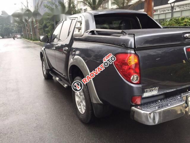 Cần bán gấp Mitsubishi Triton MT năm 2010 chính chủ, giá 345tr-1