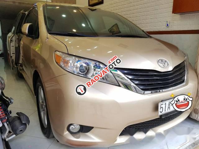 Bán Toyota Sienna LE 3.5 đời 2011, nhập khẩu nguyên chiếc chính chủ-1