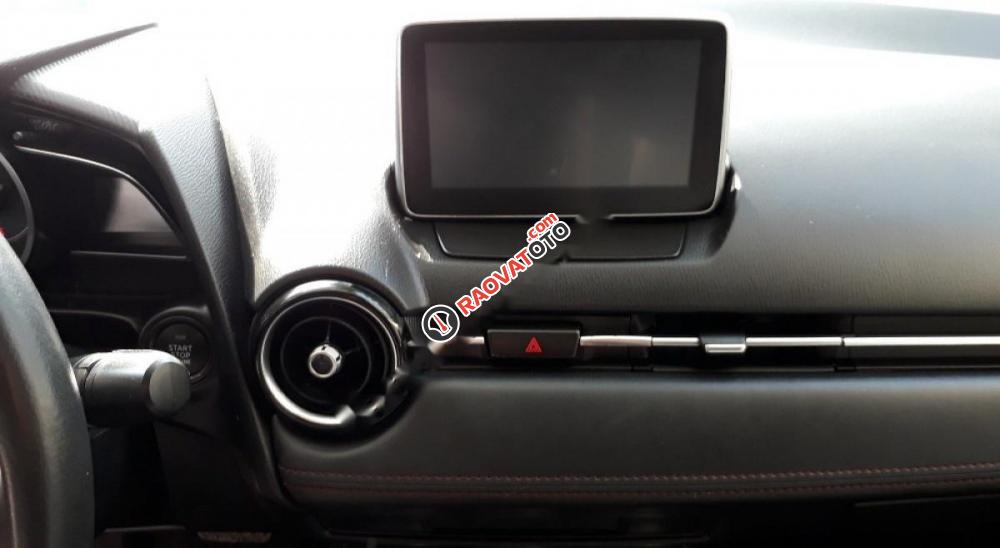 Bán ô tô Mazda 2 1.5 AT đời 2015, màu trắng chính chủ, giá tốt-0