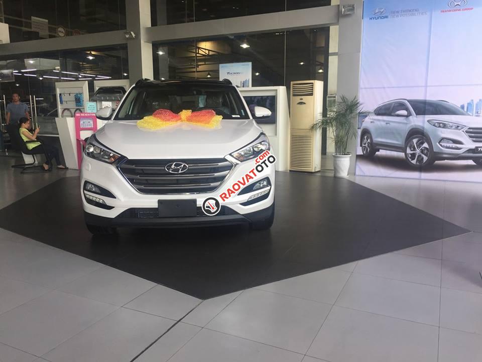 Giá xe Hyundai Santa Fe Đà Nẵng, giảm 230 triệu, trả góp 90% xe, LH Ngọc Sơn: 0911.377.773-4