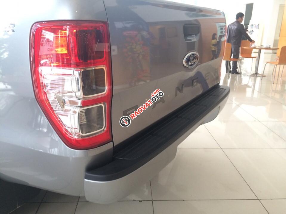 Bán Ford Ranger đời 2017, màu bạc, nhập khẩu chính hãng mới 100%-3