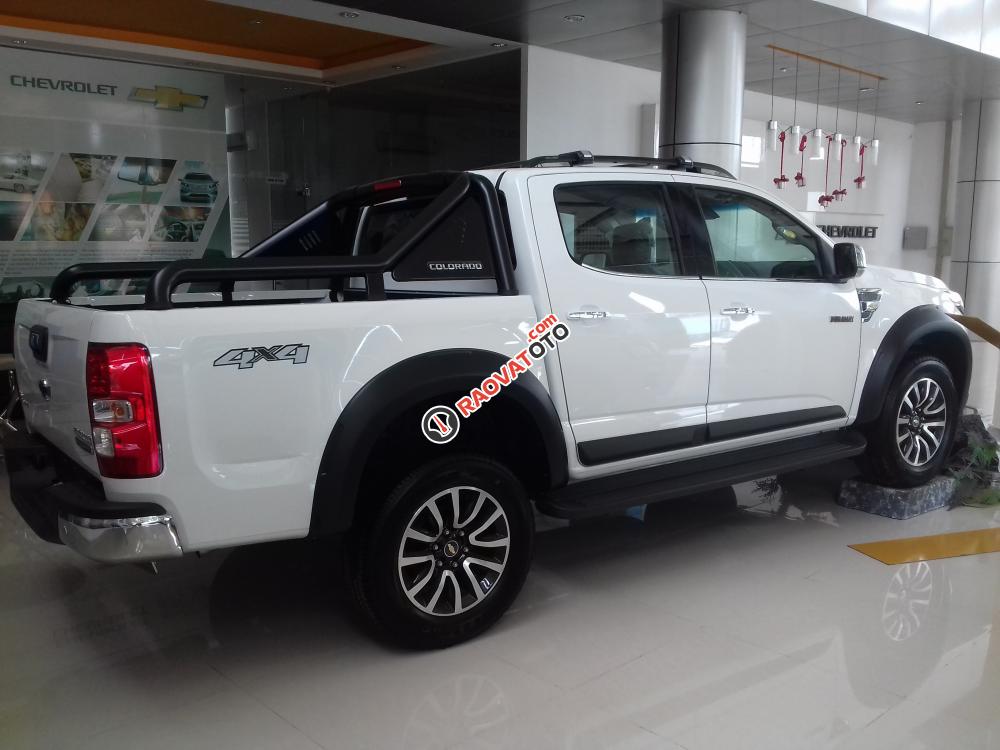 Colorado 2.5 MT 4x2 nhập khẩu Thái Lan - Chevrolet Nam Thái-4