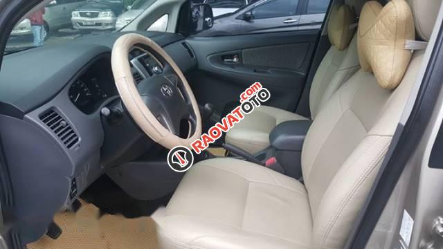 Cần bán gấp Toyota Innova E MT đời 2013-2