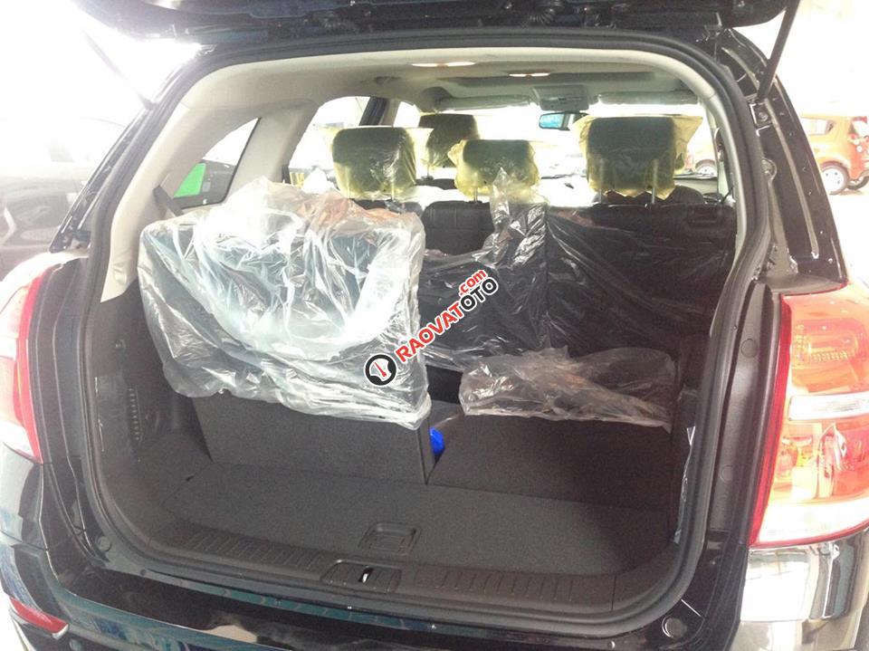 Cần bán Chevrolet Captiva Revv LTZ 2.4 AT đời 2018, màu đen, 879 triệu-1