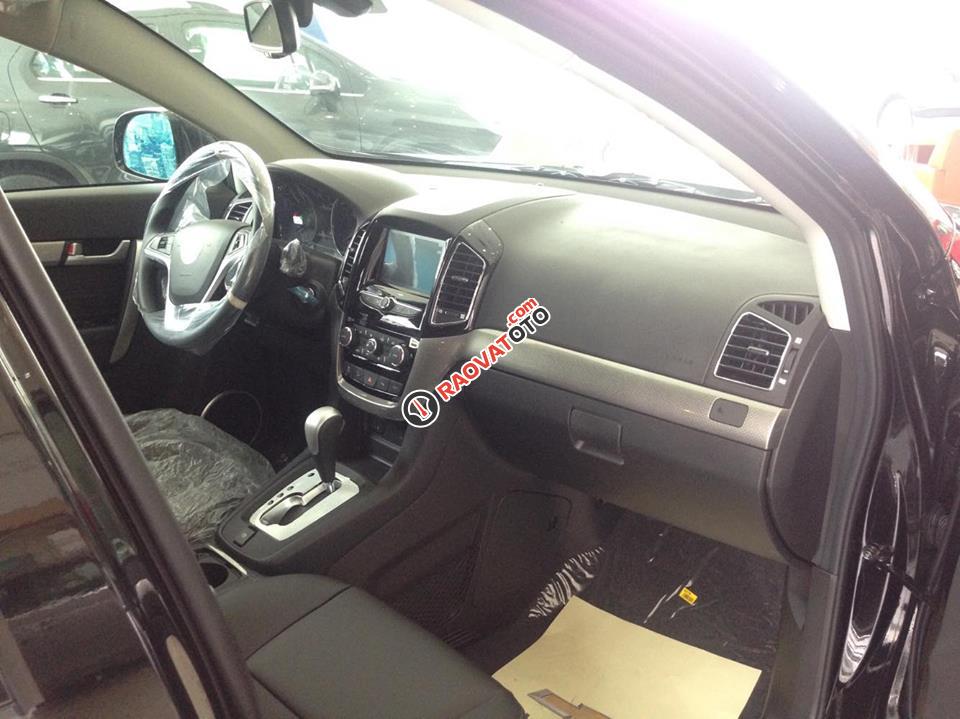 Cần bán Chevrolet Captiva Revv LTZ 2.4 AT đời 2018, màu đen, 879 triệu-5