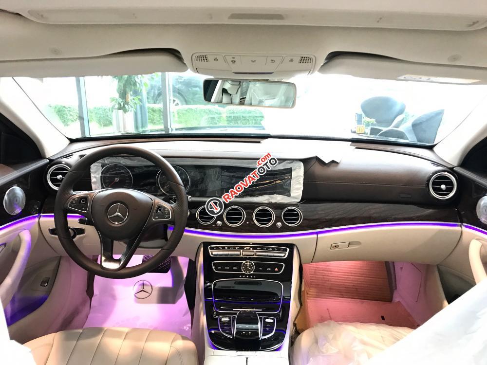 Bán Mercedes E250 2017, chạy lướt, giá cực tốt-4