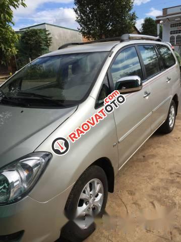 Cần bán xe Toyota Innova G đời 2007, màu bạc xe gia đình giá cạnh tranh-0