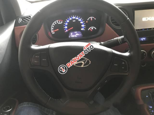 Bán ô tô Hyundai Grand i10 AT sản xuất 2015, giá 365tr-1