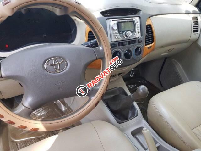 Cần bán Toyota Innova G đời 2009-2