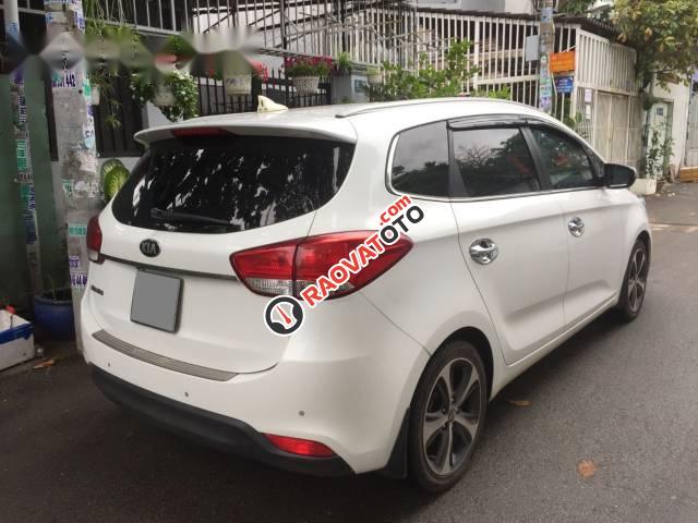 Cần bán xe Kia Rondo năm 2017, màu trắng-2