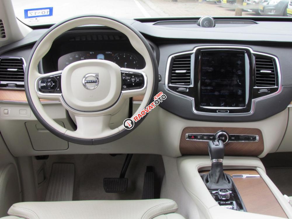 Bán Volvo XC90 2016 màu trắng-8