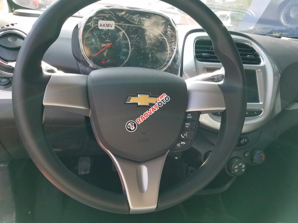 Cần bán Chevrolet Spark LS Form mới - hỗ trợ vay trả góp với 100 triệu lấy xe-3