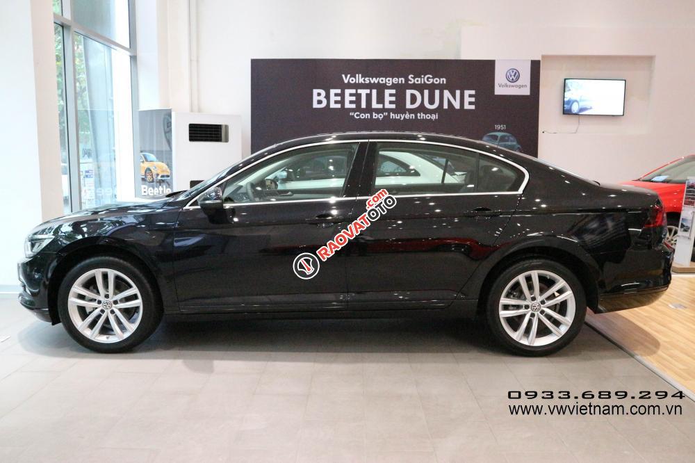 Volkswagen Passat Bluemotion màu đen Deep Black 1 chiếc duy nhất - Hotline 0933689294-4