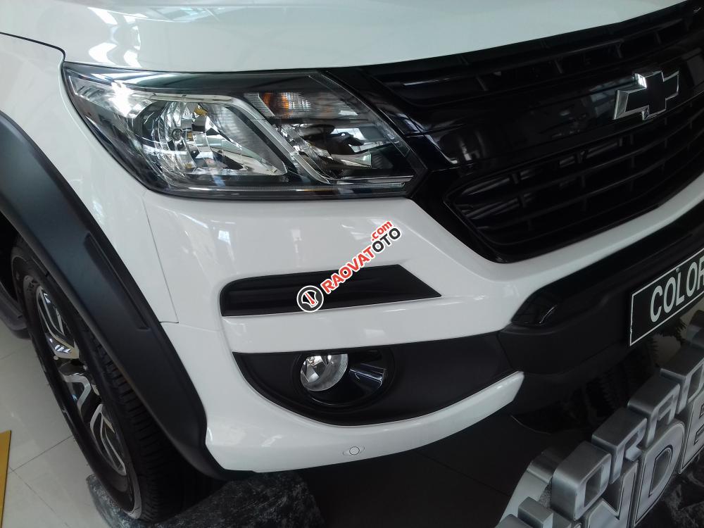 Colorado 2.5 MT 4x2 nhập khẩu Thái Lan - Chevrolet Nam Thái-3