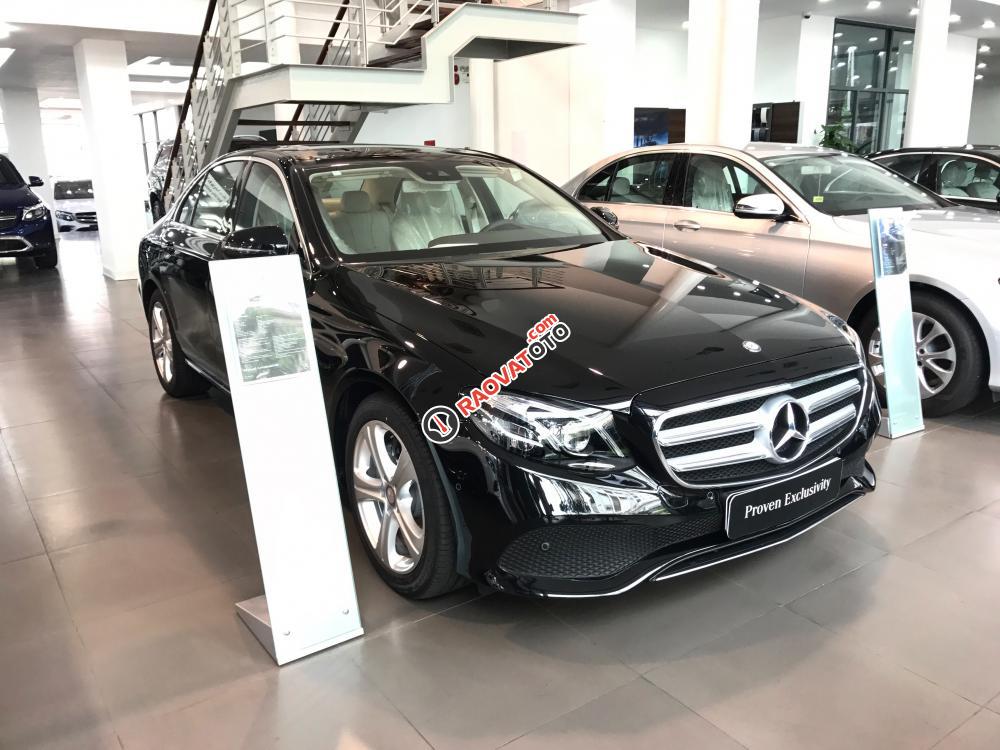 Bán Mercedes E250 2017, chạy lướt, giá cực tốt-1