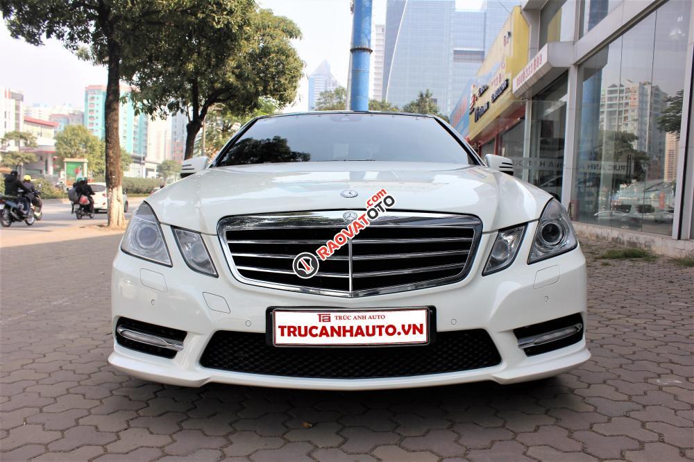 Bán Mercedes E300 AMG đời 2012, màu trắng-2