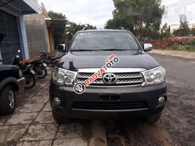 Bán xe Toyota Fortuner 2009, màu xám chính chủ, 630 triệu-1