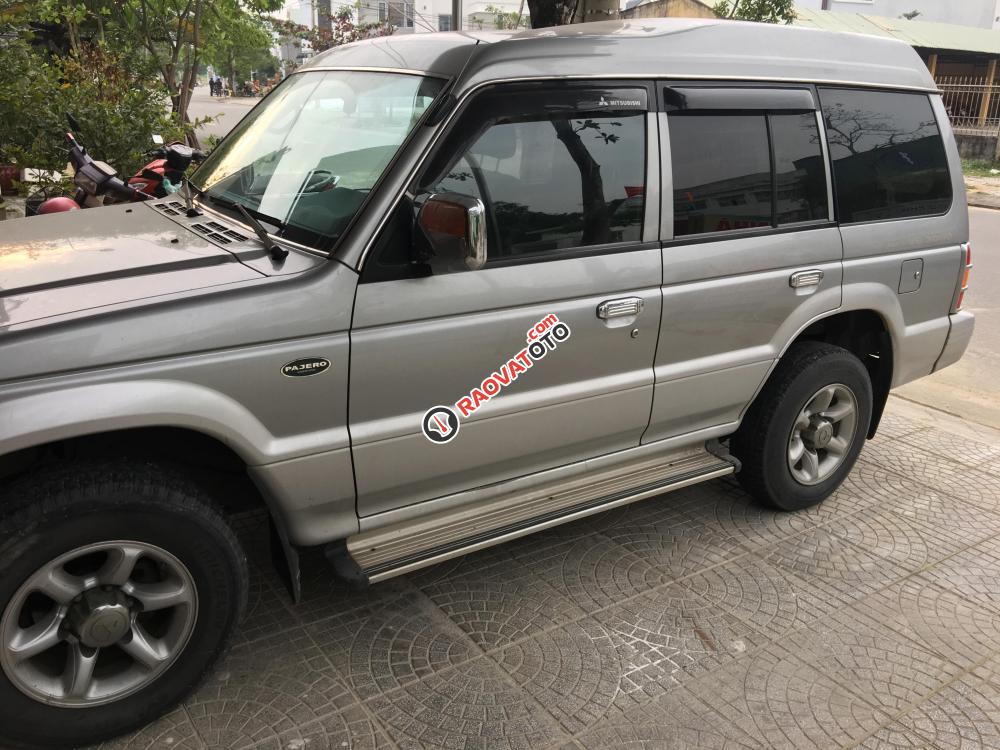 Bán ô tô Mitsubishi Pajero đời 2004, màu bạc, xe nhập còn mới-0