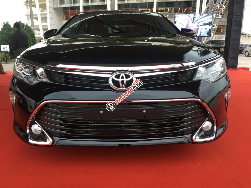 Bán xe Toyota Camry 2.0E 2017, màu đen, đủ màu giao ngay, giá tốt nhất tại Hà Nội-12