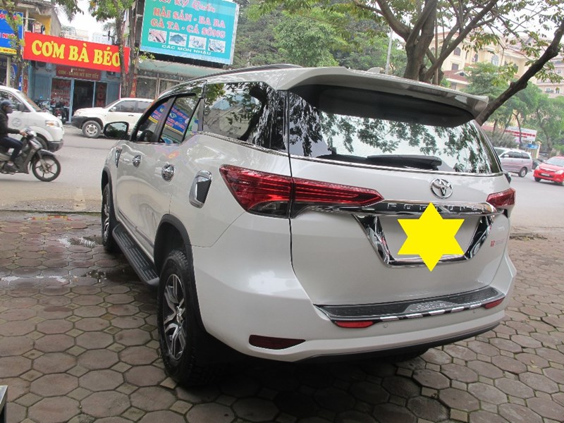 Xe Toyota Fortuner đời 2016, màu trắng, nhập khẩu chính hãng-5