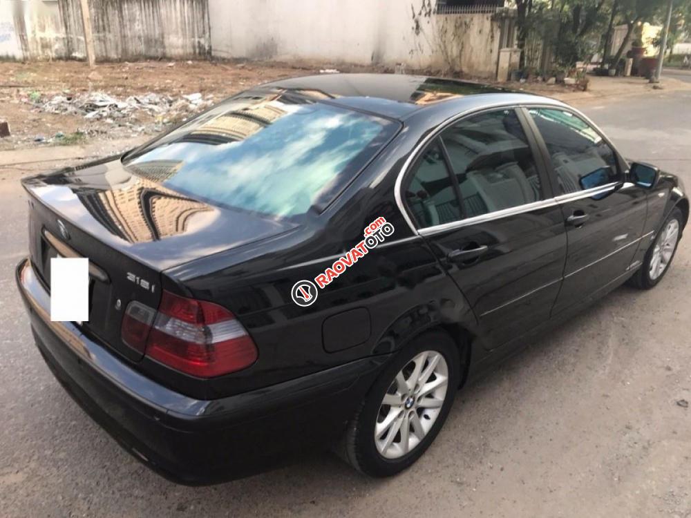 Bán xe BMW 3 Series 318I năm 2006, màu đen, giá 320tr-5