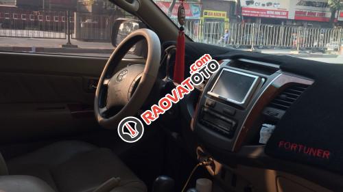 Cần bán lại xe Toyota Fortuner 2.7 AT năm 2011 giá cạnh tranh-3