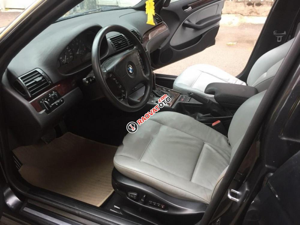 Bán BMW 3 Series 318i sản xuất 2005, màu đen, nhập khẩu chính chủ-3