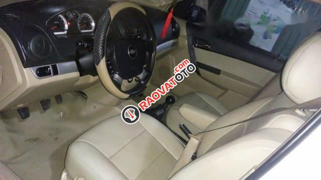 Bán ô tô Chevrolet Aveo LT 2016, màu trắng số sàn-2