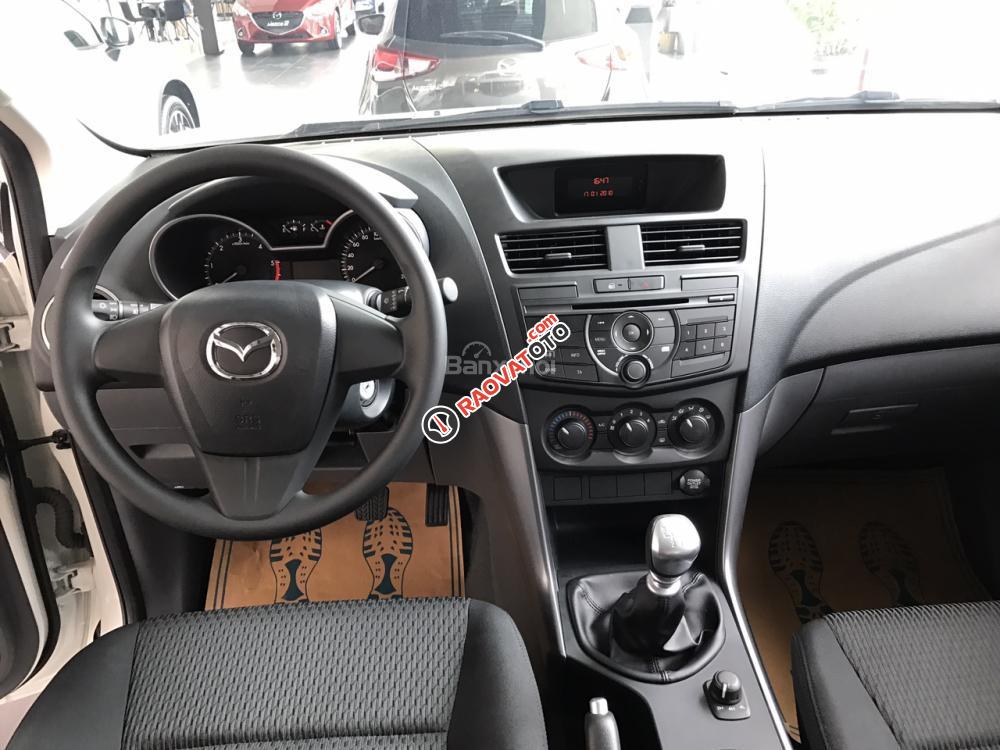 Bán Mazda BT 50 facelift 2017, đầu tư 50tr sở hữu xe ngay. Mr. Tú - 096.747.668-3