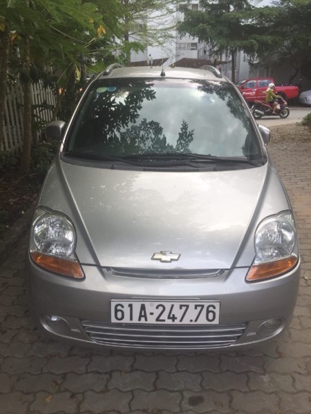 Cần bán Chevrolet Spark đời 2010, màu bạc, nhập khẩu, giá cạnh tranh-2