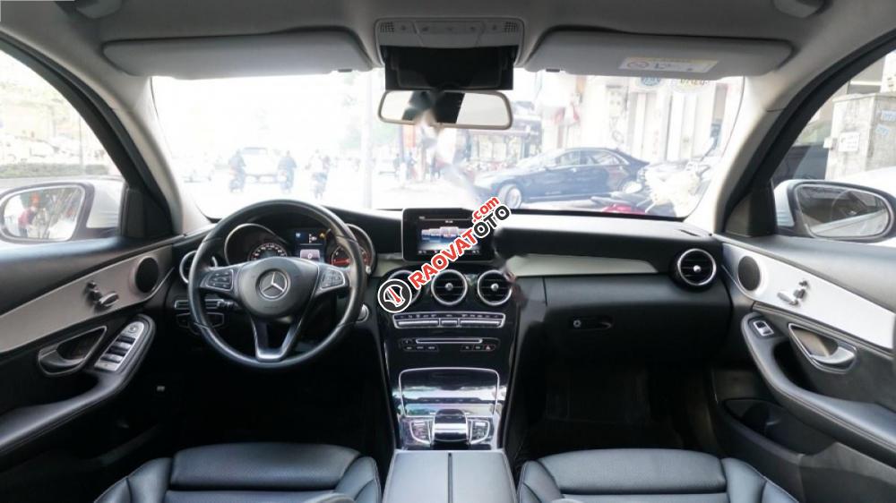 Cần bán lại xe Mercedes C200 năm 2015, màu trắng-9