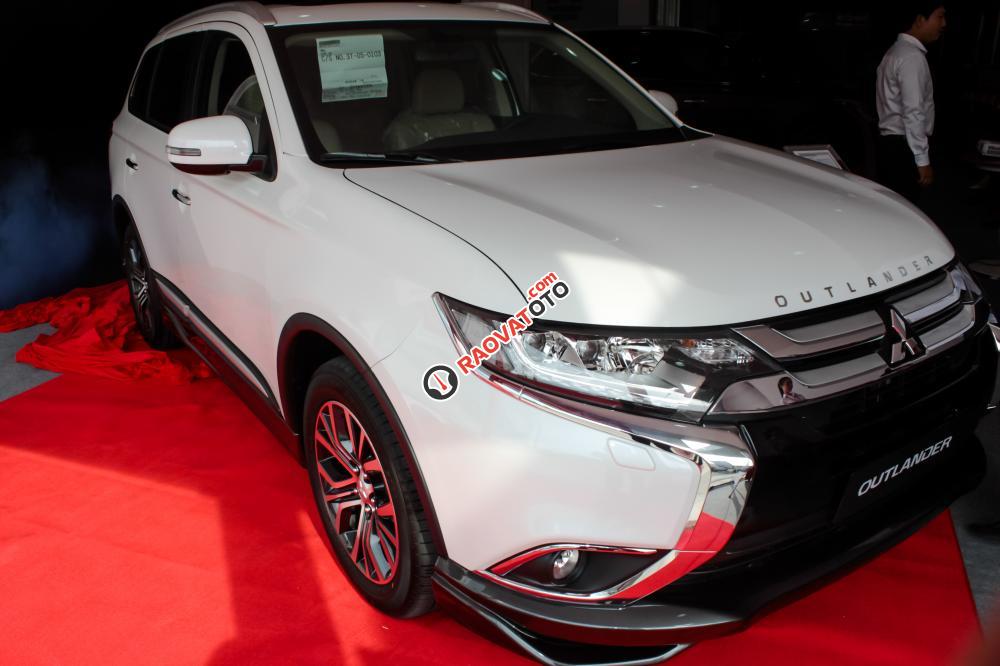 Mitsubishi Outlander (2.0 & 2.4 CVT) 7 chỗ ngồi công nghệ Nhật Bản-2