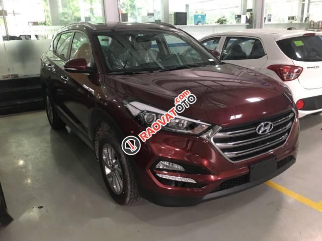 Cần bán Hyundai Tucson đời 2017, màu đỏ-1