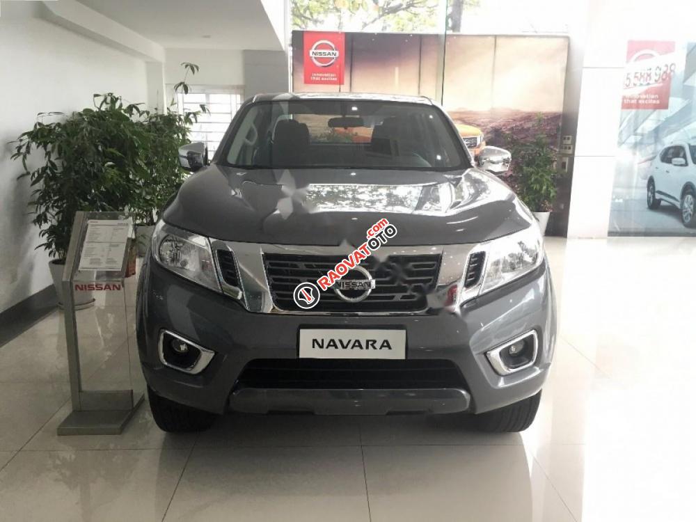 Bán xe Nissan Navara đời 2017, màu xám, nhập khẩu-1