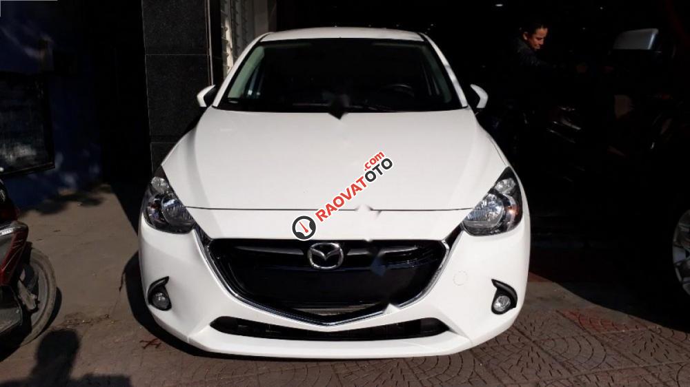 Bán ô tô Mazda 2 1.5 AT đời 2015, màu trắng chính chủ, giá tốt-9