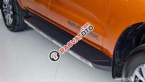 Bán xe Ford Ranger Wildtrak 3.2 4x4 2018, màu cam, xe nhập-13