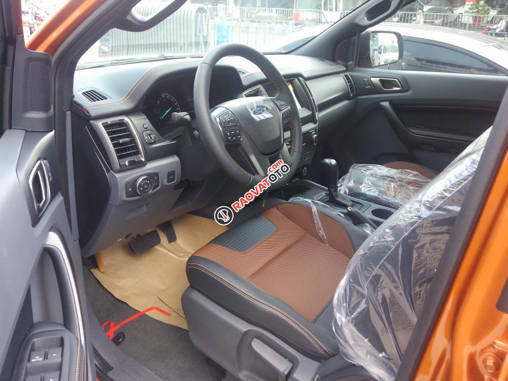 Xe Ford Ranger Wildtrak 4x4 AT giao ngay, nắp thùng Thái, BH thân vỏ chính hãng. LH ngay-8