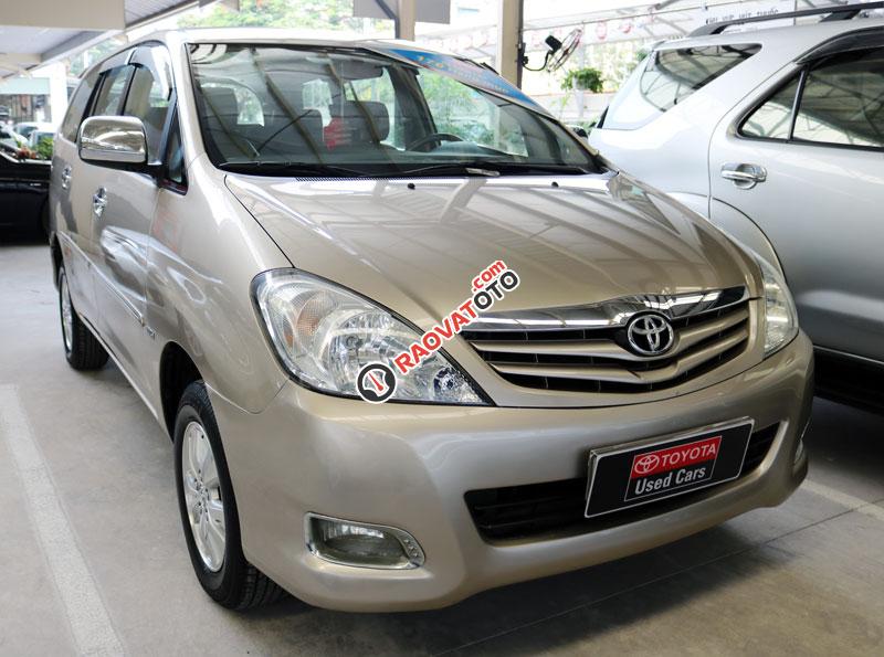 Bán Toyota Innova E 2017 số sàn, xe lướt 1500km, hỗ trợ vay 75% lãi suất ưu đãi-0