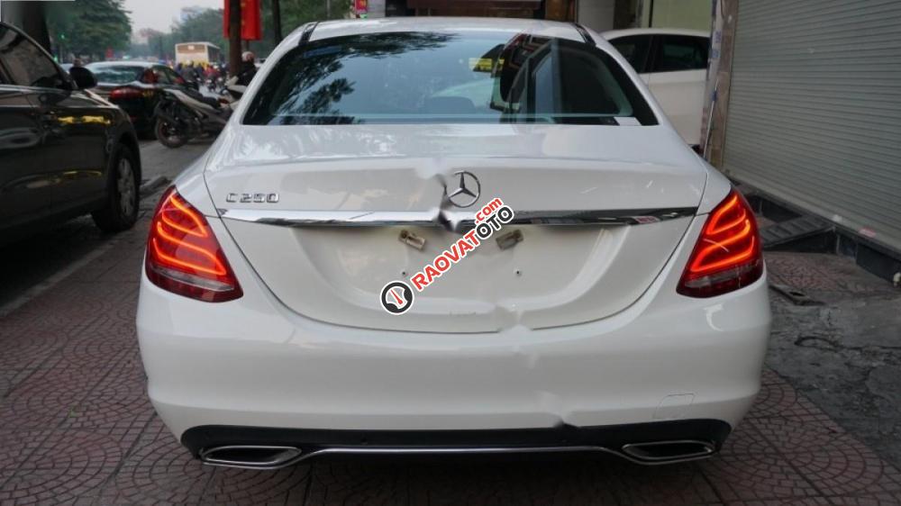 Bán Mercedes C250 Exclusive đời 2015, màu trắng-2