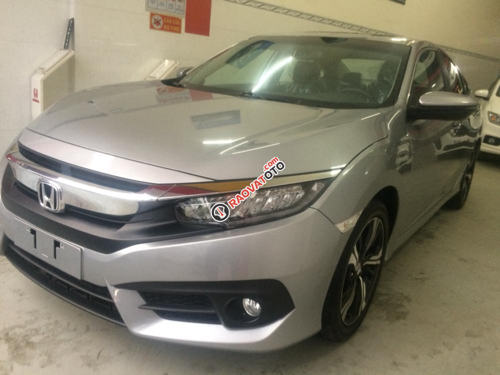 Bán xe Honda Civic 1.5 VTEC Turbo đời 2017, màu bạc, nhập khẩu, 898tr-1