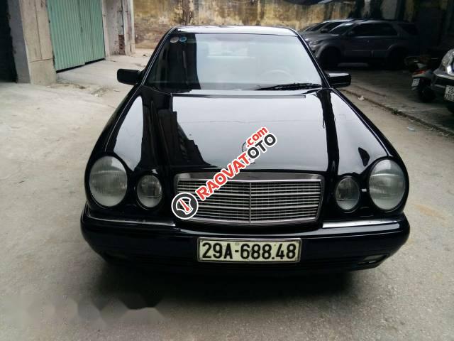 Bán Mercedes đời 1997, màu đen, 150tr-5