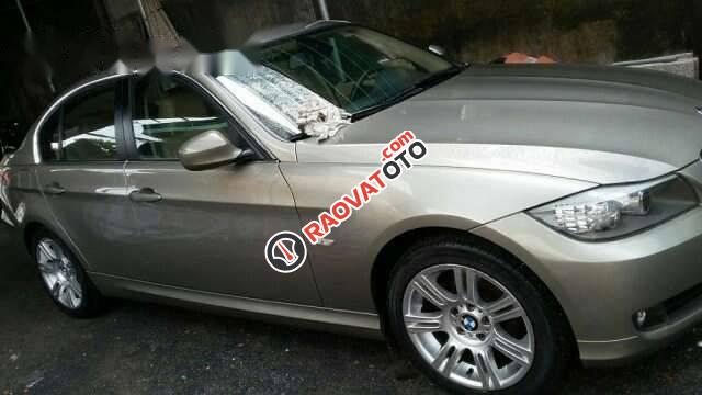 Bán BMW 3 Series 320i năm 2010, màu bạc-2