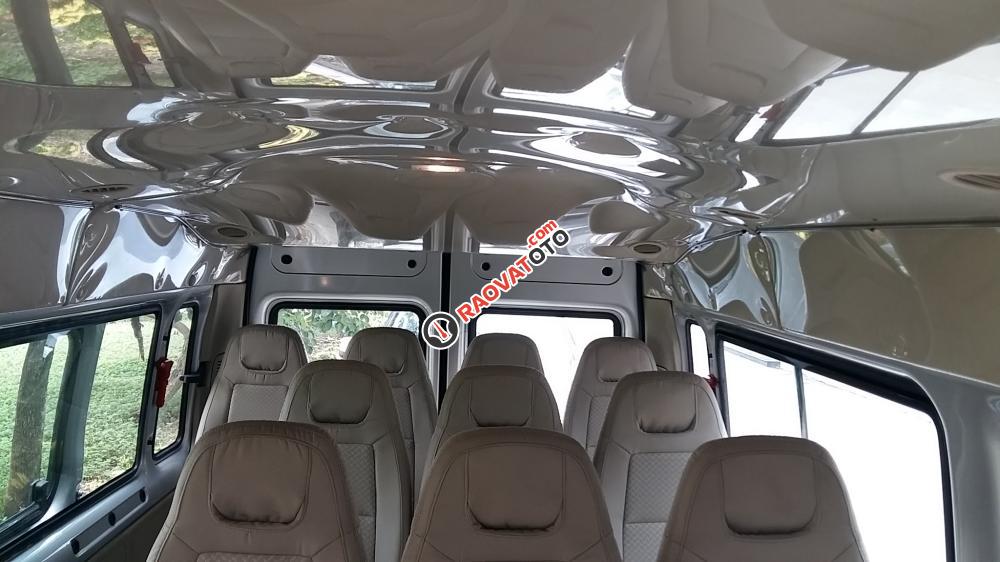 Bán xe Ford Transit cơ bản 2018, tặng hộp đen giám sát, lót sàn, bộc trần và vay ngân hàng 80% giá xe-4