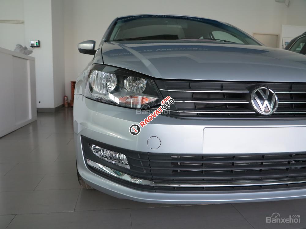 Polo Sedan 1.6MPI nhập khẩu nguyên chiếc, LH Hotline 0933689294-3