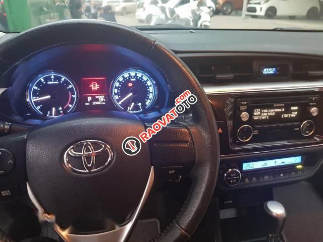 Cần bán Toyota Corolla altis 1.8GAT năm 2015, màu đen, giá chỉ 675 triệu-5